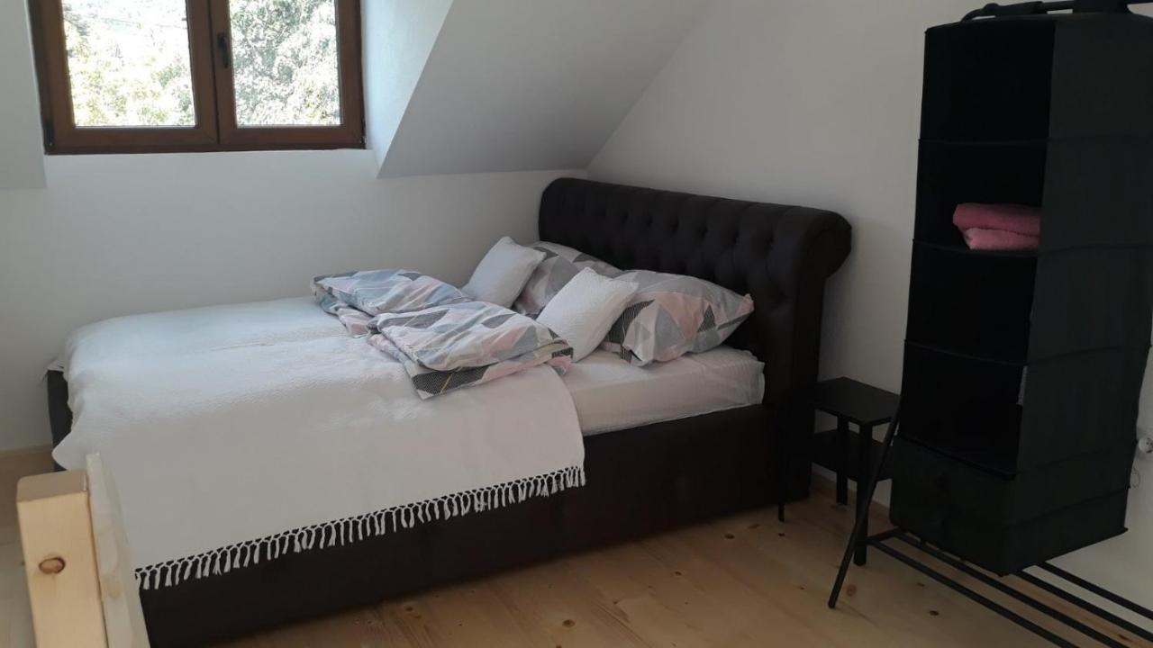 Apartmani Jovanovic Perucac Esterno foto