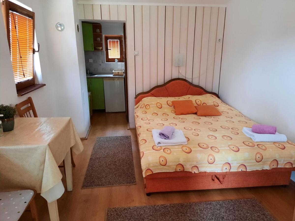 Apartmani Jovanovic Perucac Esterno foto