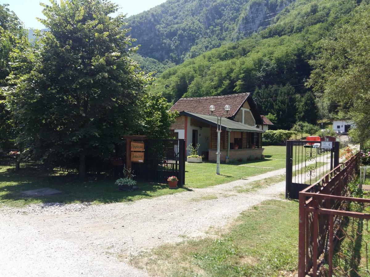 Apartmani Jovanovic Perucac Esterno foto